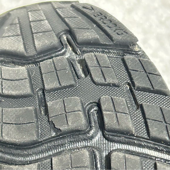 Brooks Womens Black Ghost 13 Gortex Running Athletic Sneakers Shoes SZ US 7.5 - Picture 13 of 13